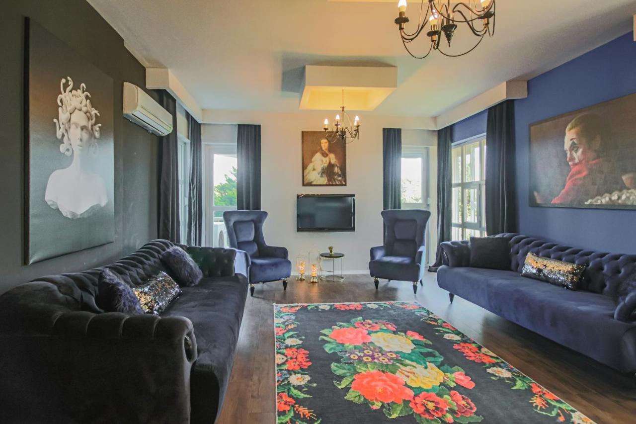 Lara Suites Antalya Bagian luar foto